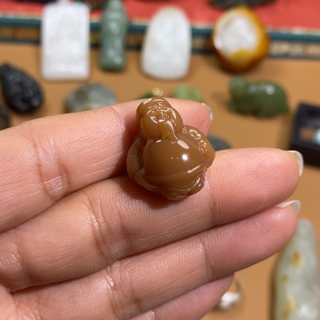 石英质玉颈饰未镶嵌