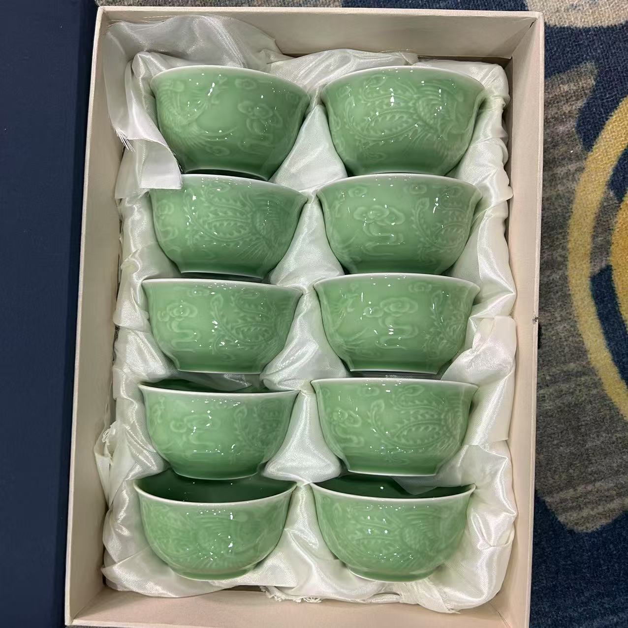 景德镇陶青瓷花纹碗十只