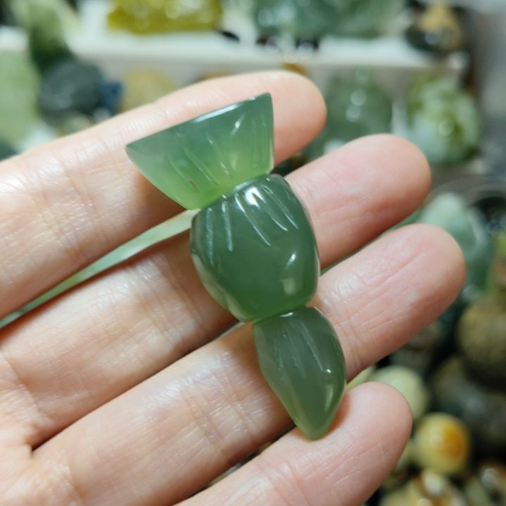 岫玉挂坠款未镶嵌