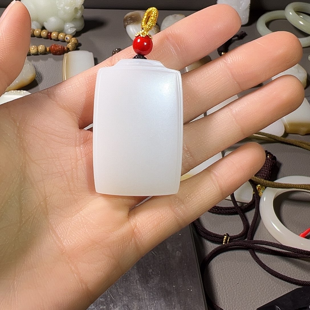 和田玉未镶嵌挂件