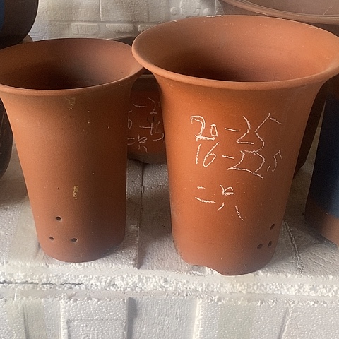 红陶中国宜兴紫砂花盆，