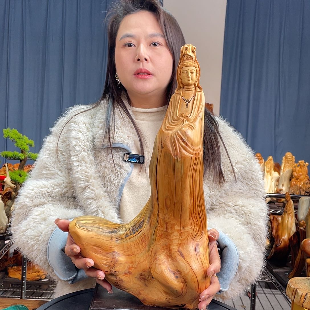 柏木（崖柏）随型艺术根雕