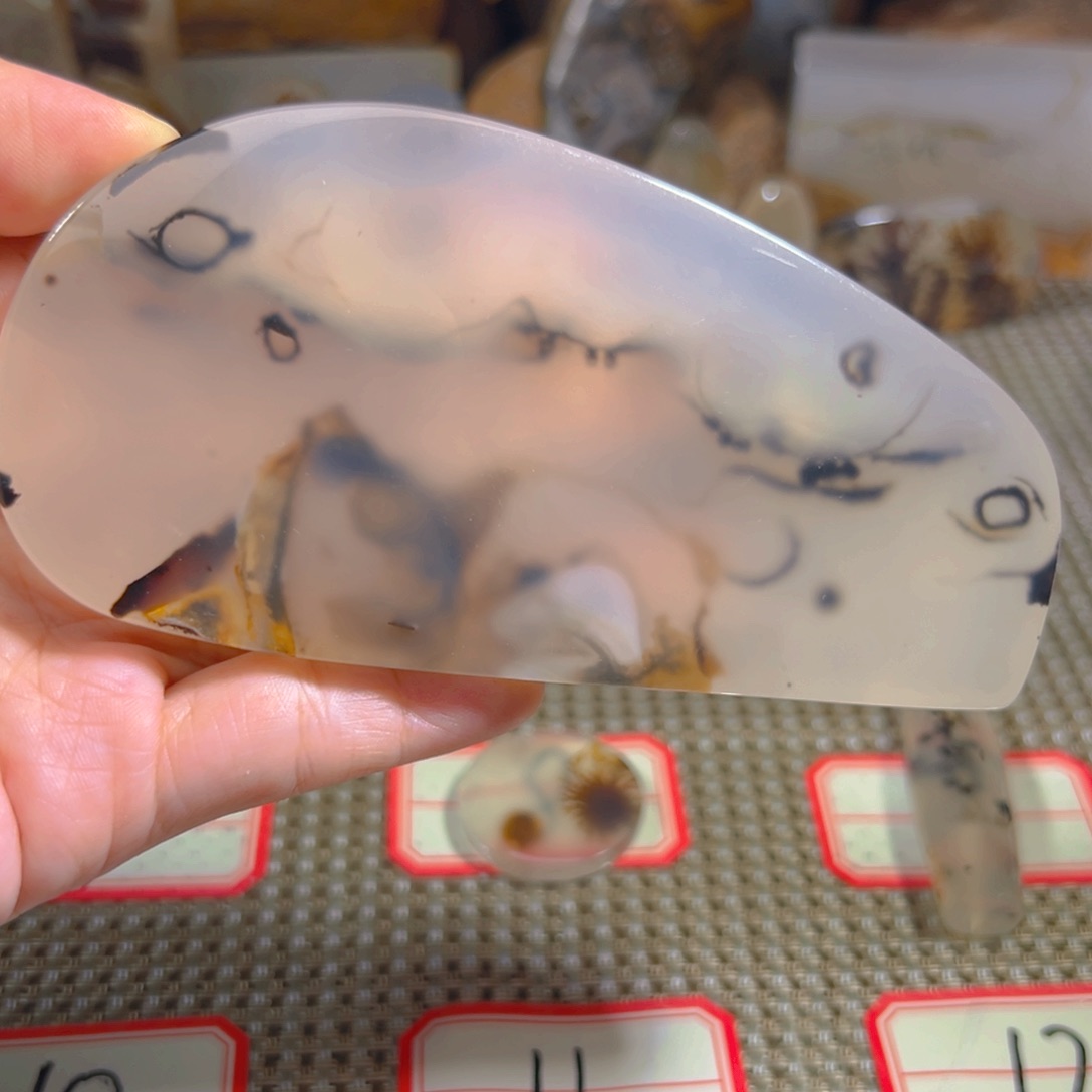 玛瑙/玉髓颈饰未镶嵌