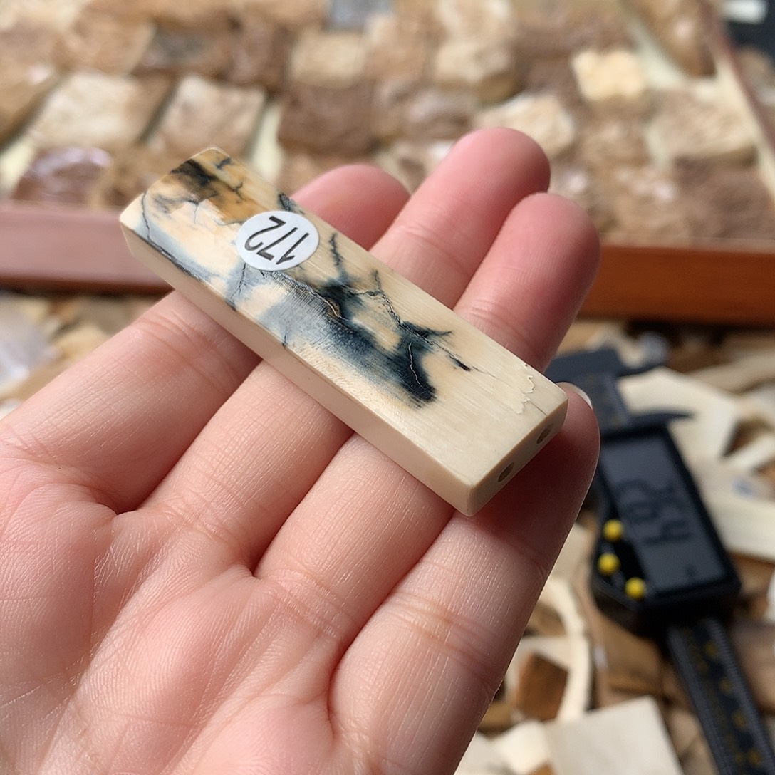 泥塑不打孔联系客服