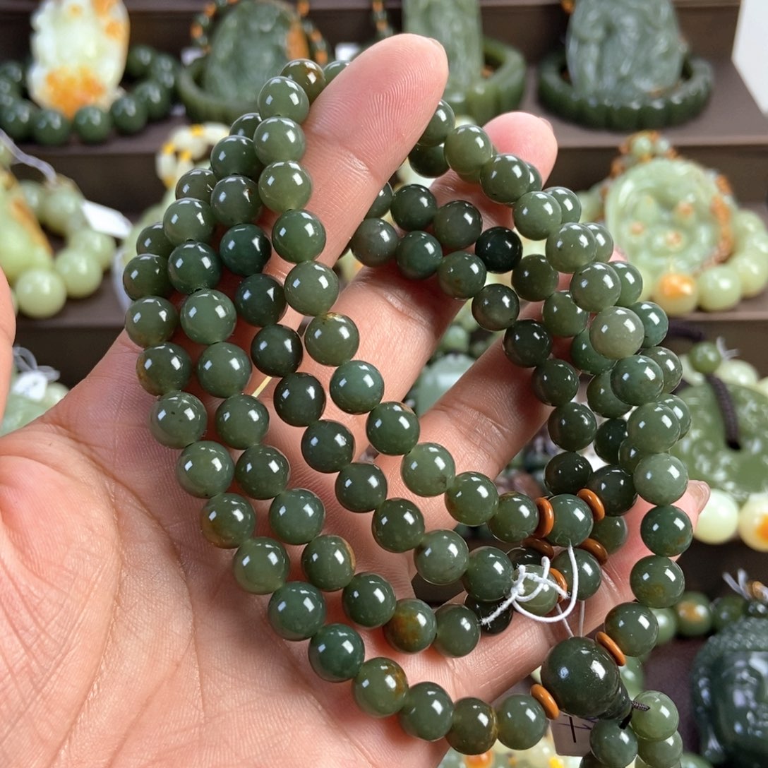 透闪石质玉未镶嵌手链