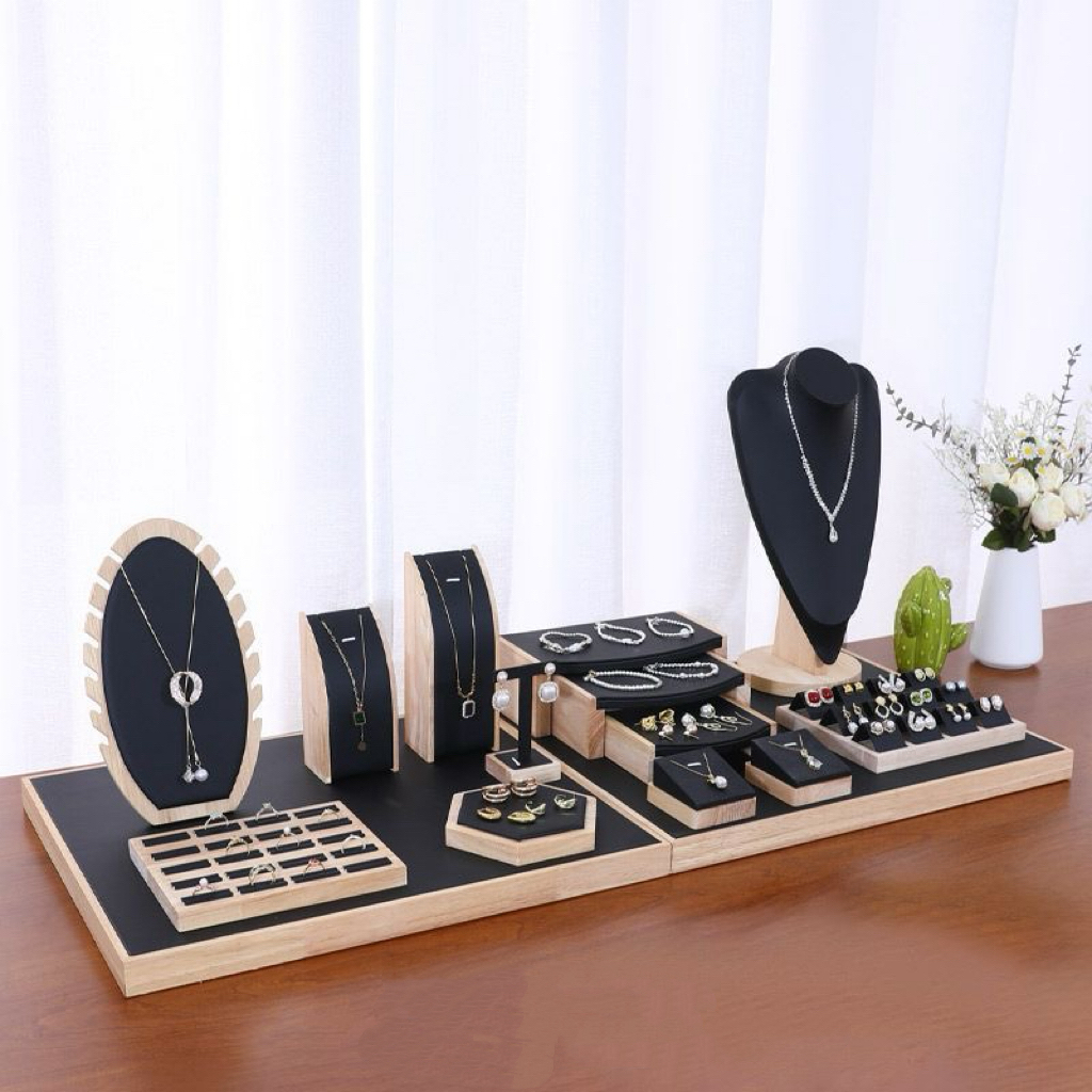 925银莫桑石耳饰 925银莫桑石耳饰 项链   时尚百搭