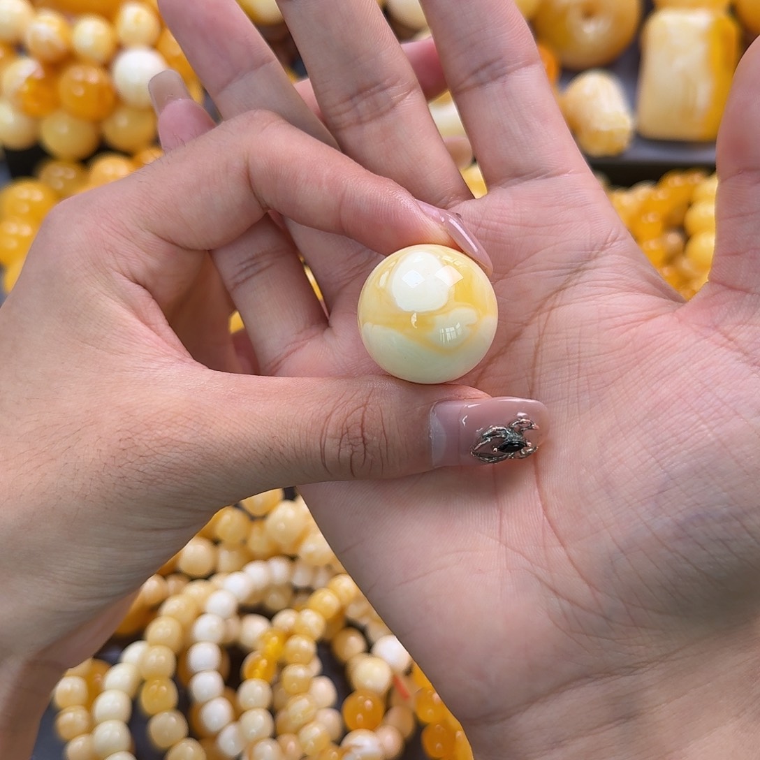 蜜蜡未镶嵌珠宝奇石27mm 11.6g