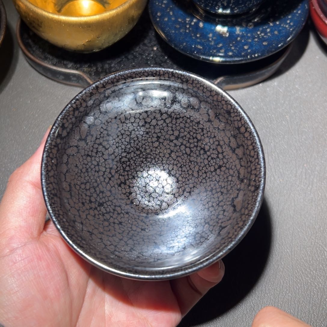 茶盏我们就这样结束下去啦我