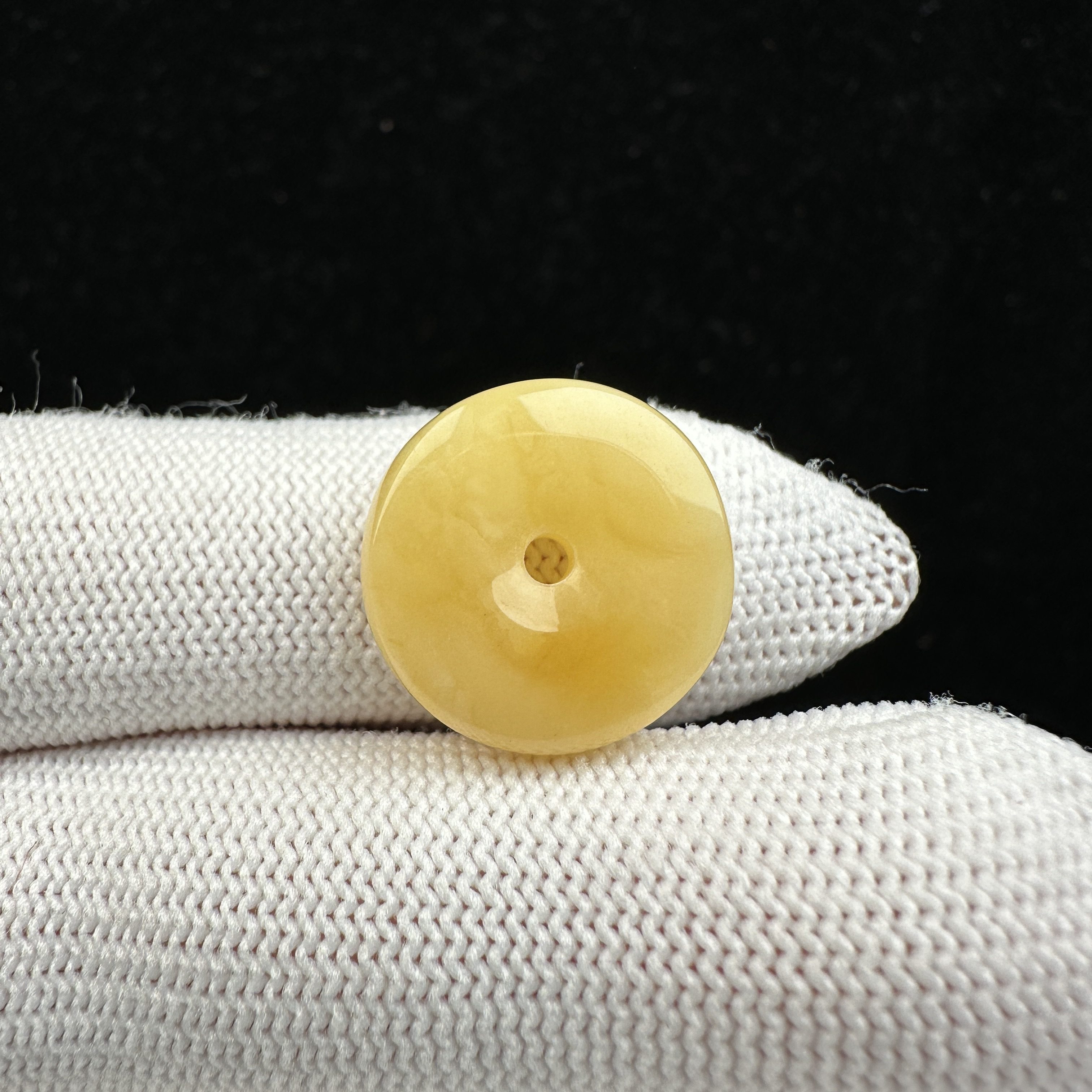 Y6301天然蜜蜡 鸡油黄扣子 16.7*5.3mm抖音基地质检发货