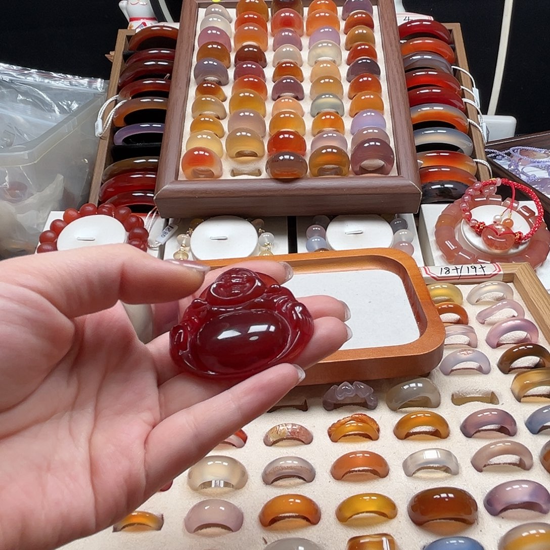 米***儿玛瑙/玉髓未镶嵌戒指