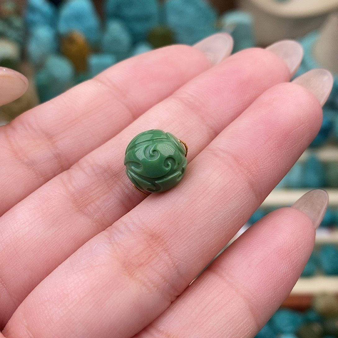 未镶嵌绿松石珠宝奇石