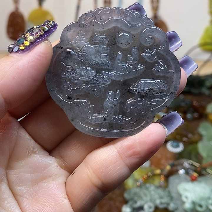 蛇纹石玉吊坠未镶嵌