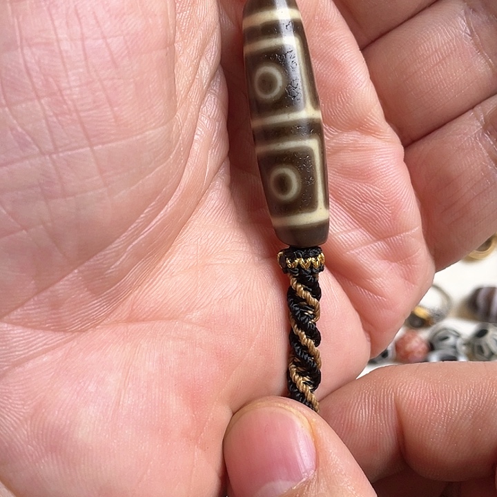 玛瑙/玉髓颈饰合金