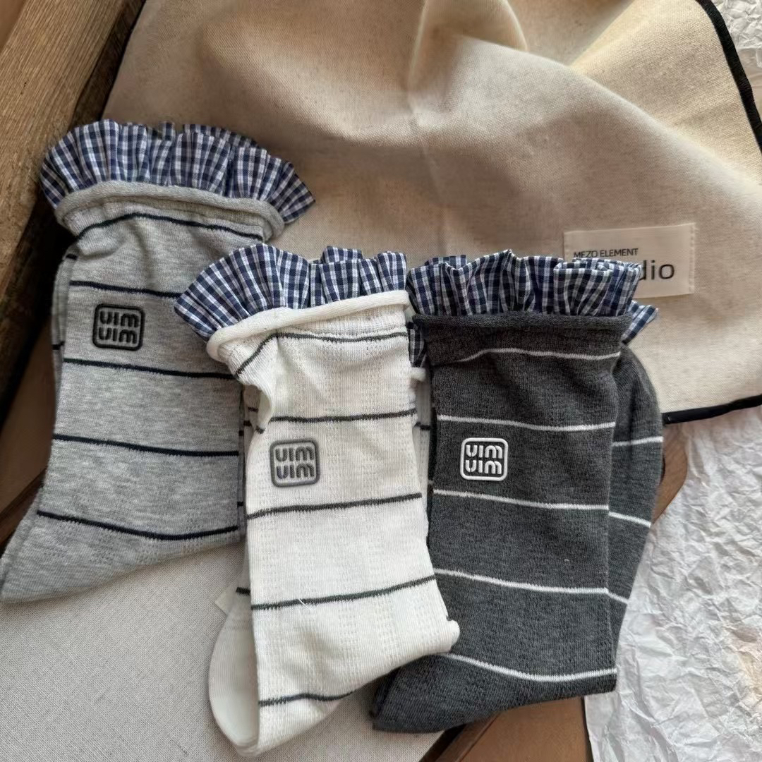 自选条纹袜子中筒满五十包邮，加入购物车一起付。针织纯棉百搭秋冬