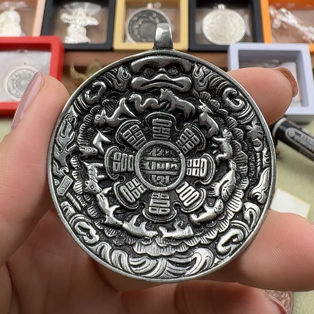 岚***。合金类牌子真好看真好看