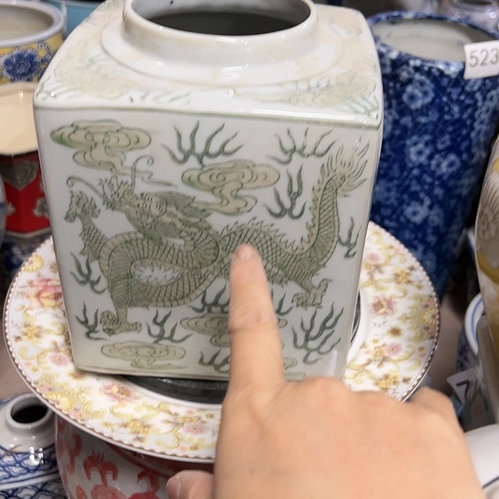 瓷片瑕。。。。。。。。。。。。。。。