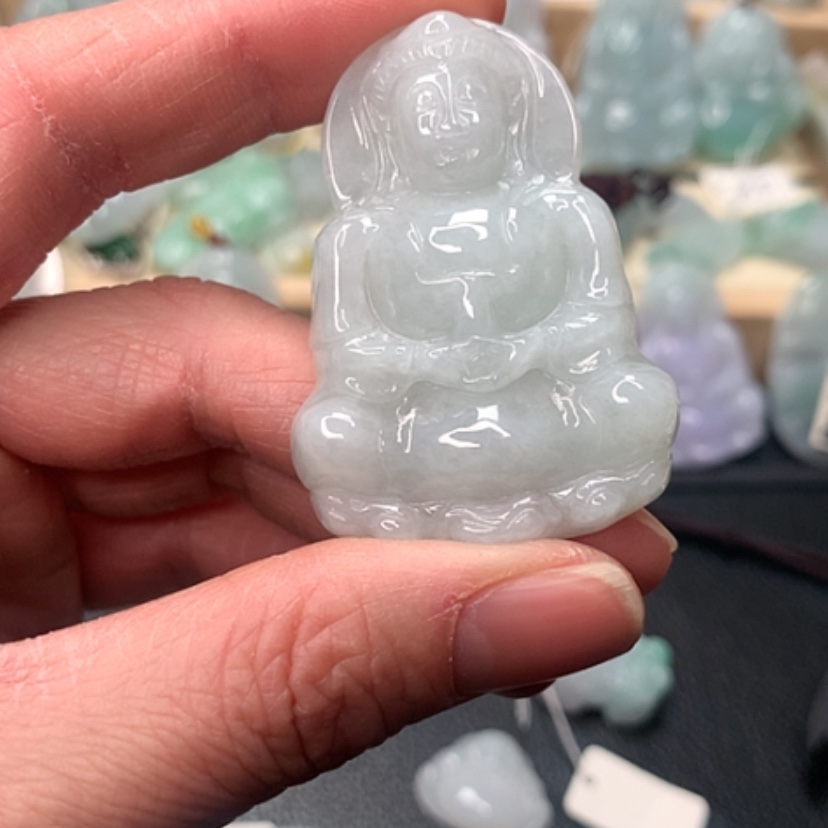 【闪购商品】翡翠颈饰未镶嵌观音