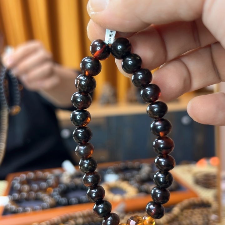 琥珀裸石未镶嵌←****生抚顺13/57