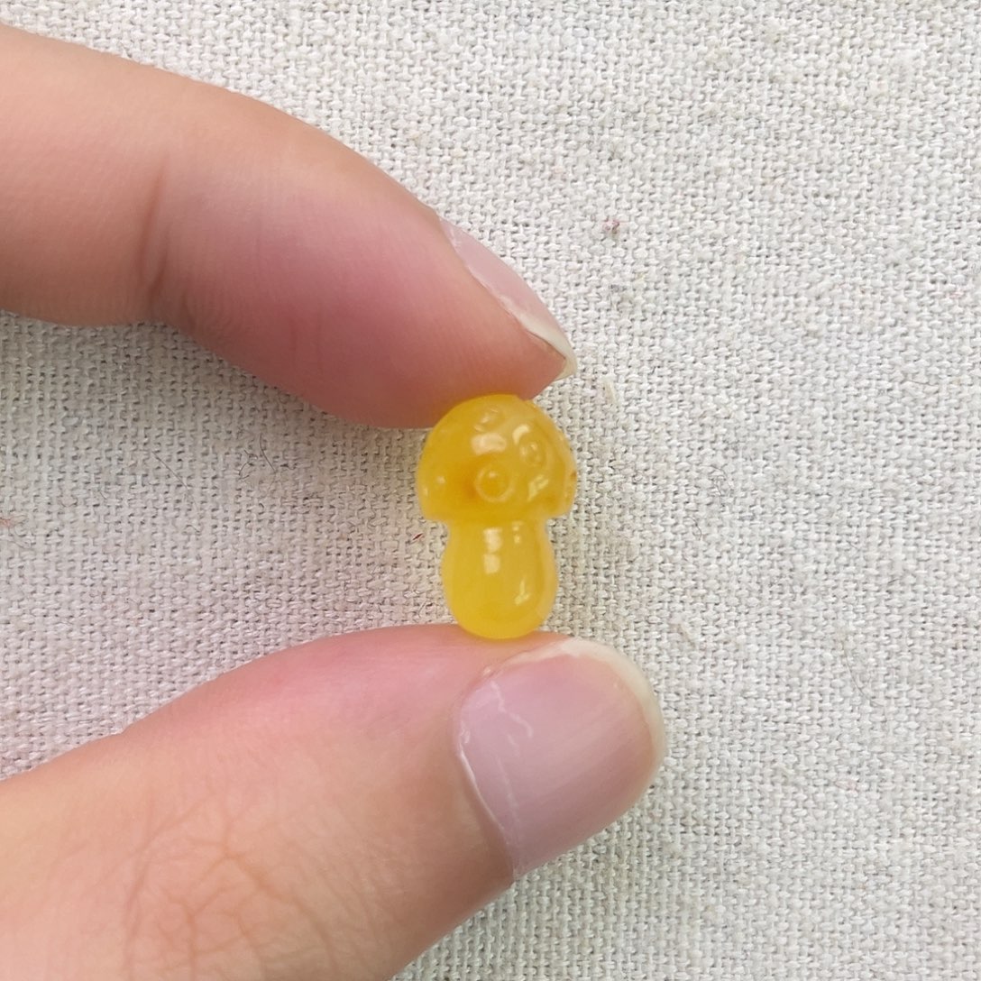 琥珀未镶嵌珠宝奇石蘑菇