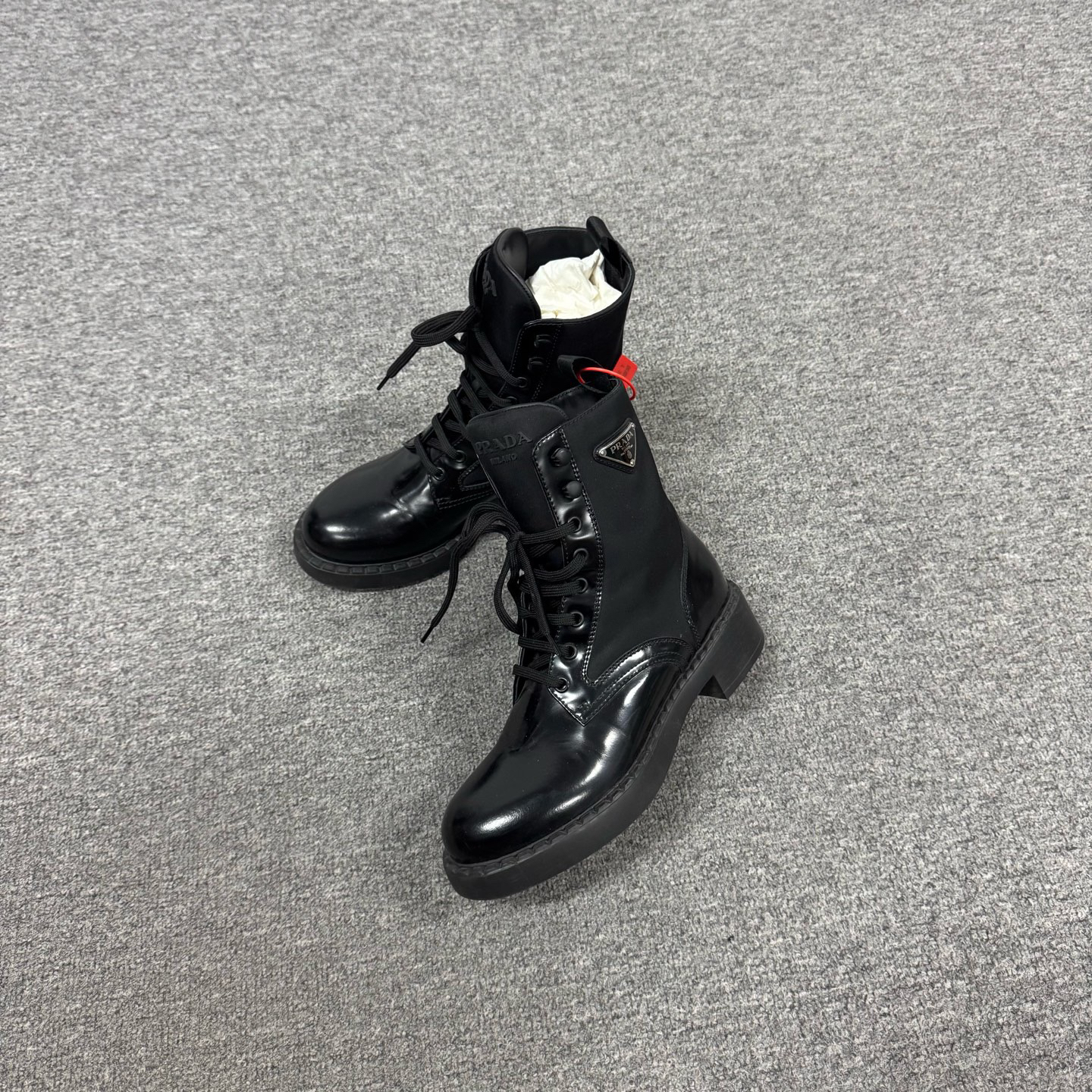 99新 Prada/普拉达 黑色 再生尼龙 拼接 马丁靴 短靴 36.5码