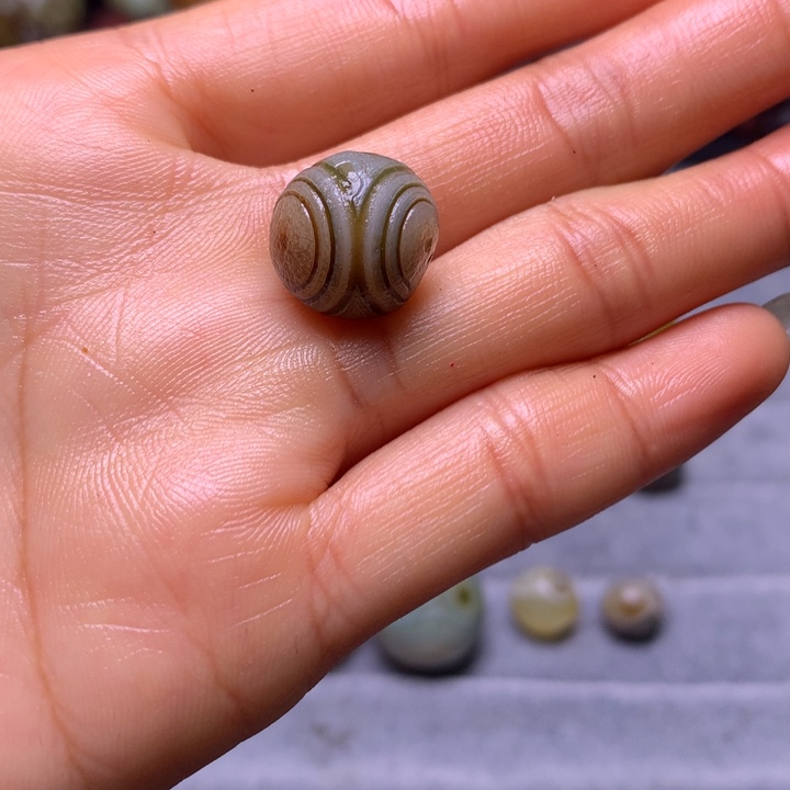 娜***斯玛瑙/玉髓未镶嵌裸石