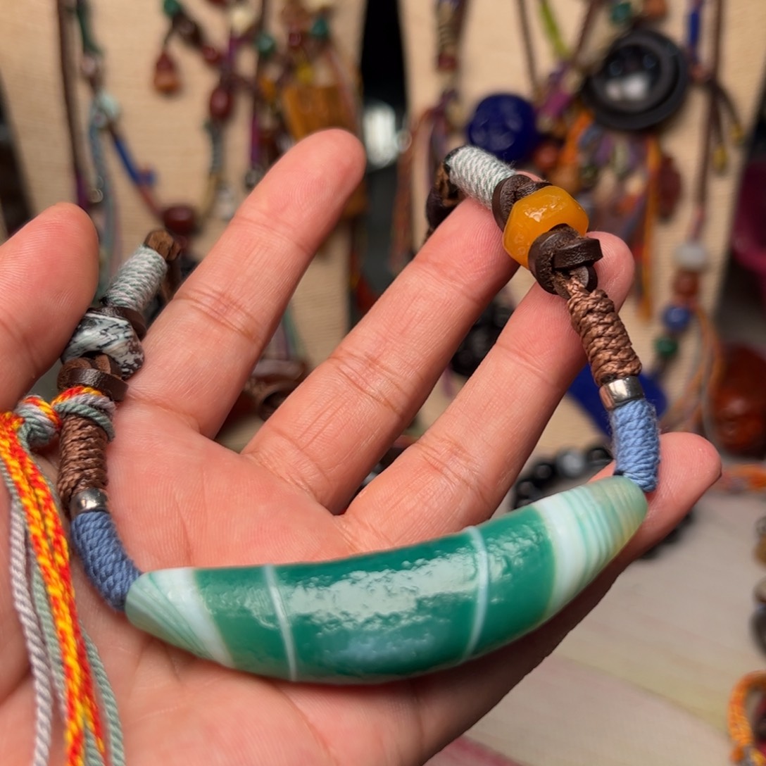 玛瑙/玉髓颈饰未镶嵌