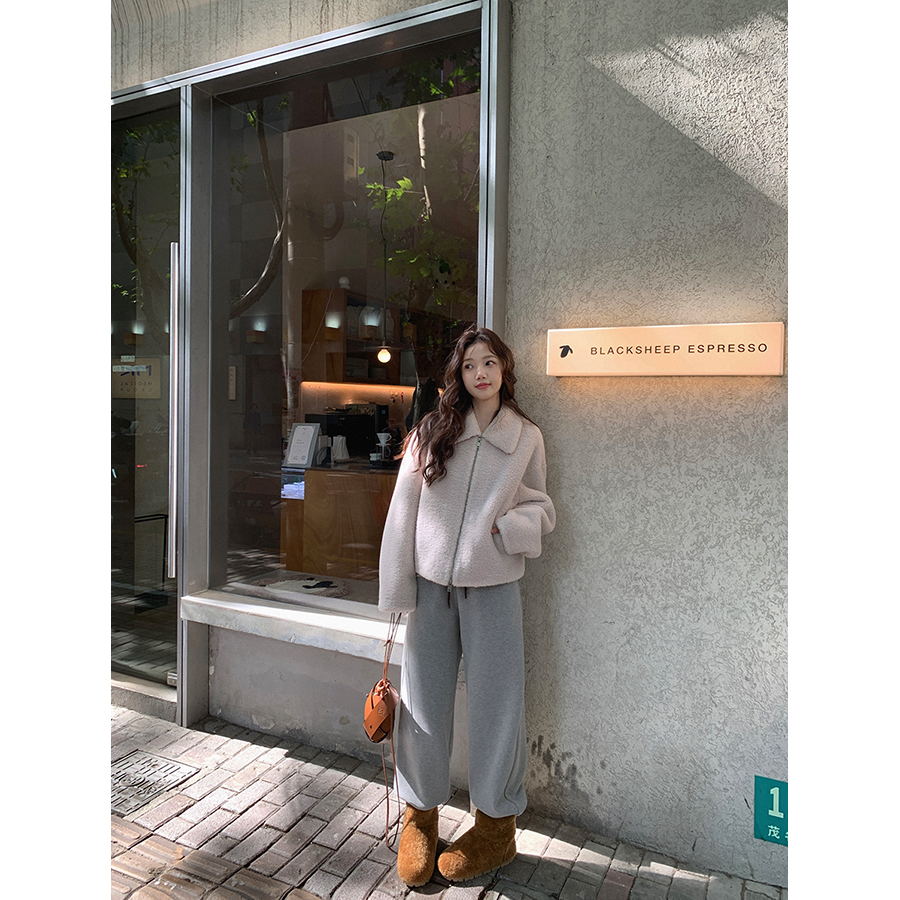 张贝贝烫金空气层麂皮 小白熊 羊 羔 毛外套