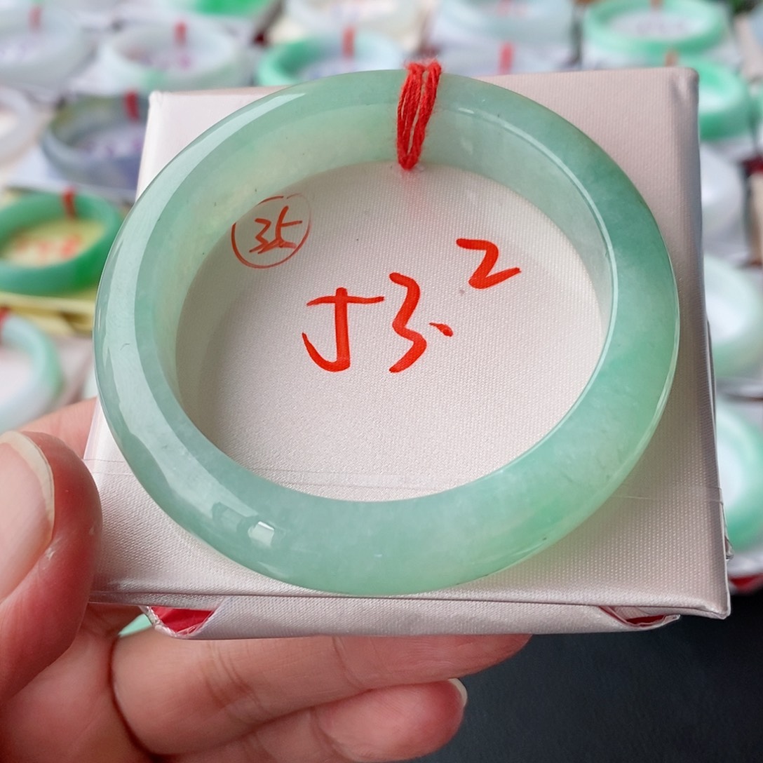 翡翠手镯未镶嵌35号链接