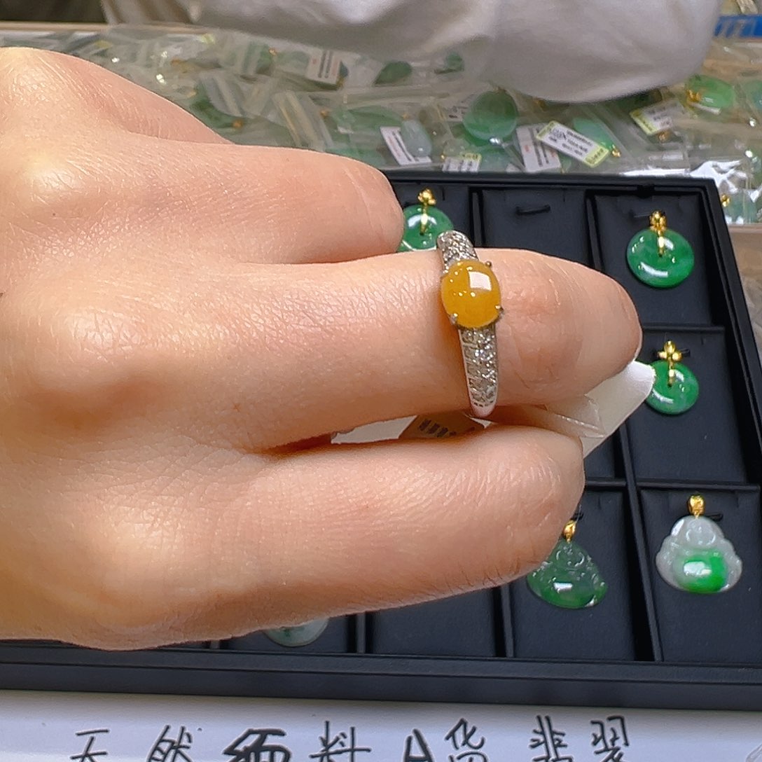 翡翠颈饰银S925镶嵌翡翠