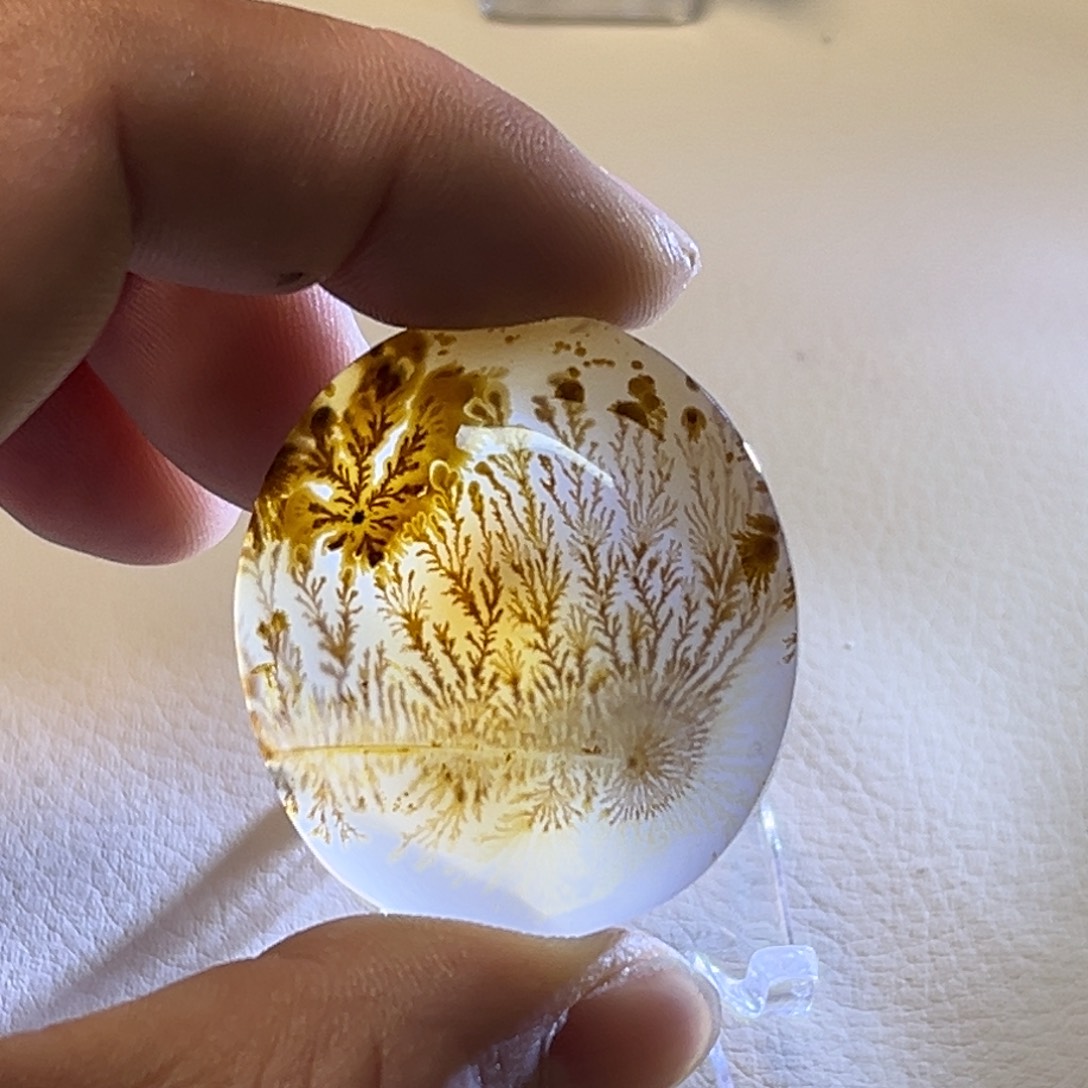 顺****玛瑙/玉髓未镶嵌颈饰