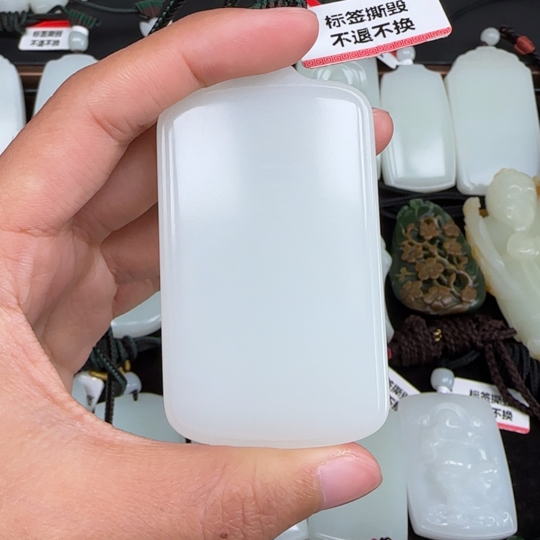 一***⁷和田玉未镶嵌挂件