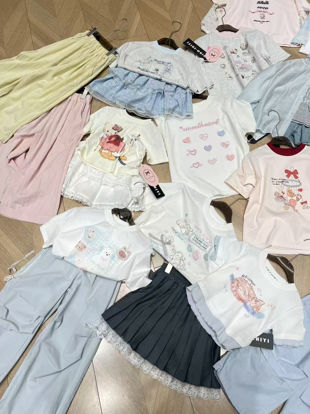 品牌童装孤品清仓