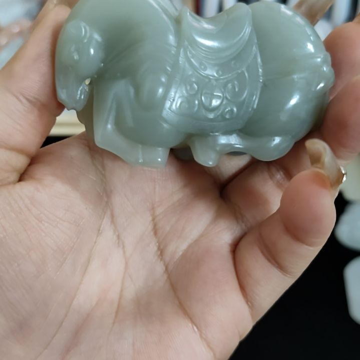 和田玉（糖玉）未镶嵌挂件和田玉沙枣青马到成功大把件
