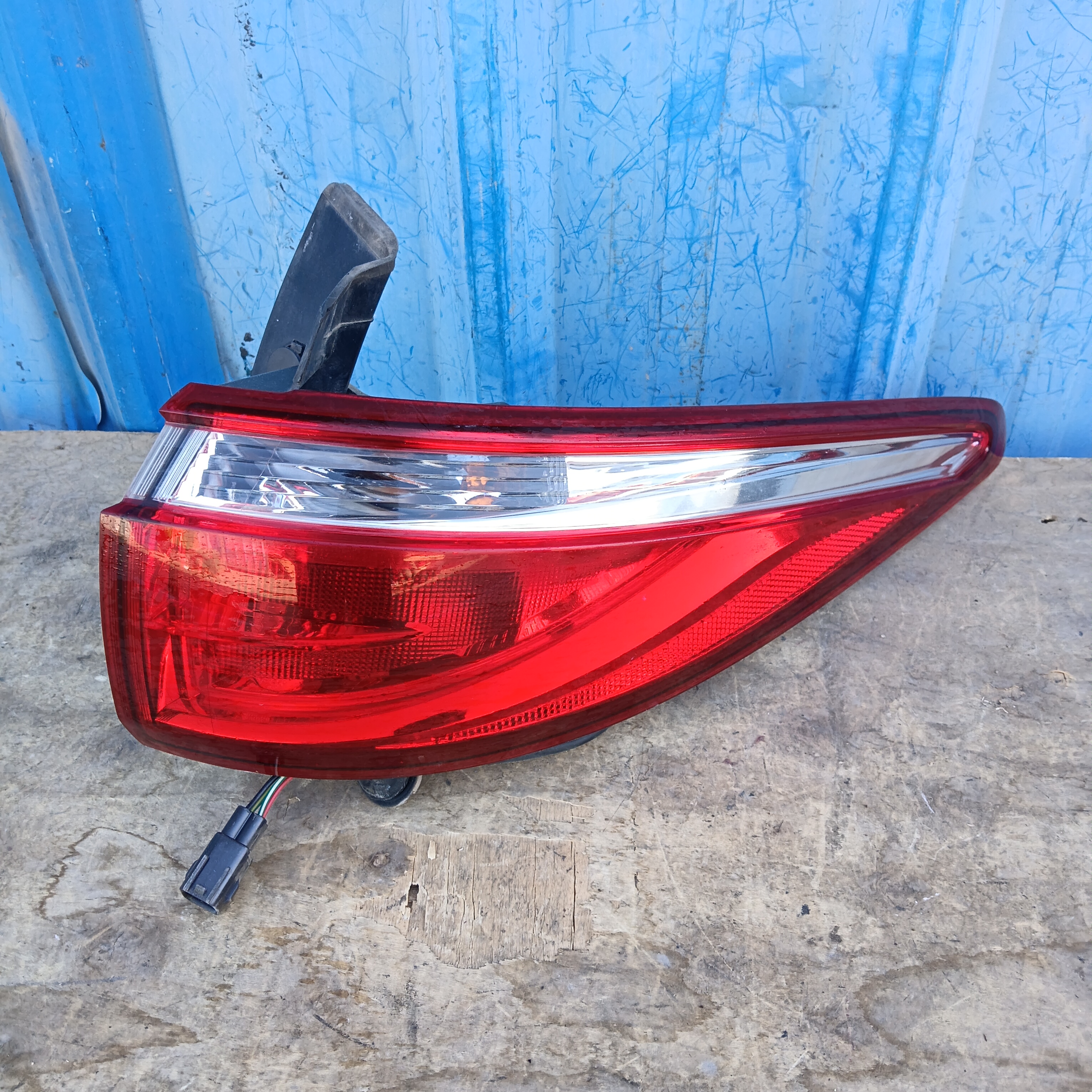 8新  适用于长安欧尚a600右后尾灯刹车灯防追尾灯原车原厂二手