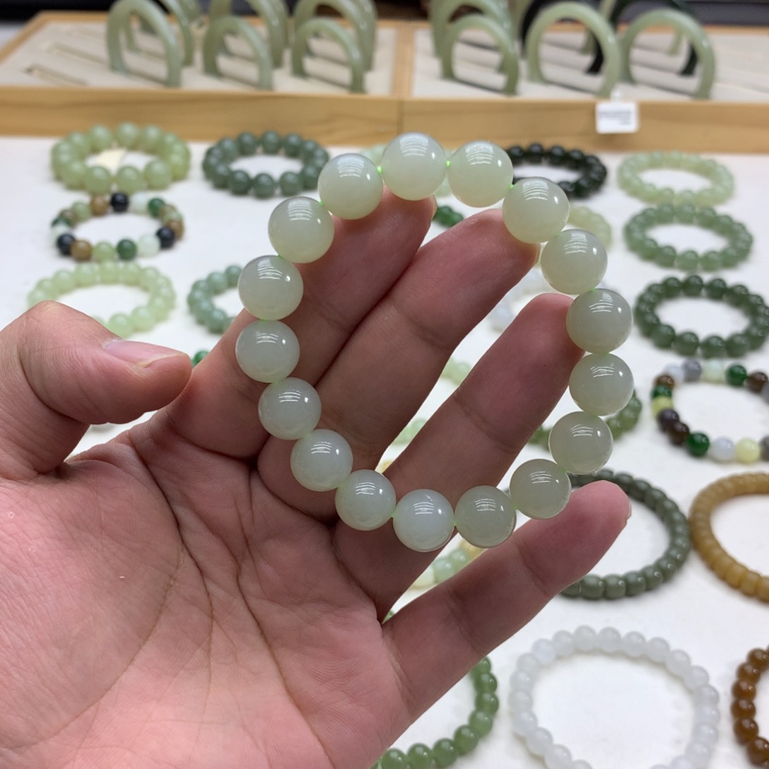 和田玉手串（糯冰晴水11.8）未镶嵌