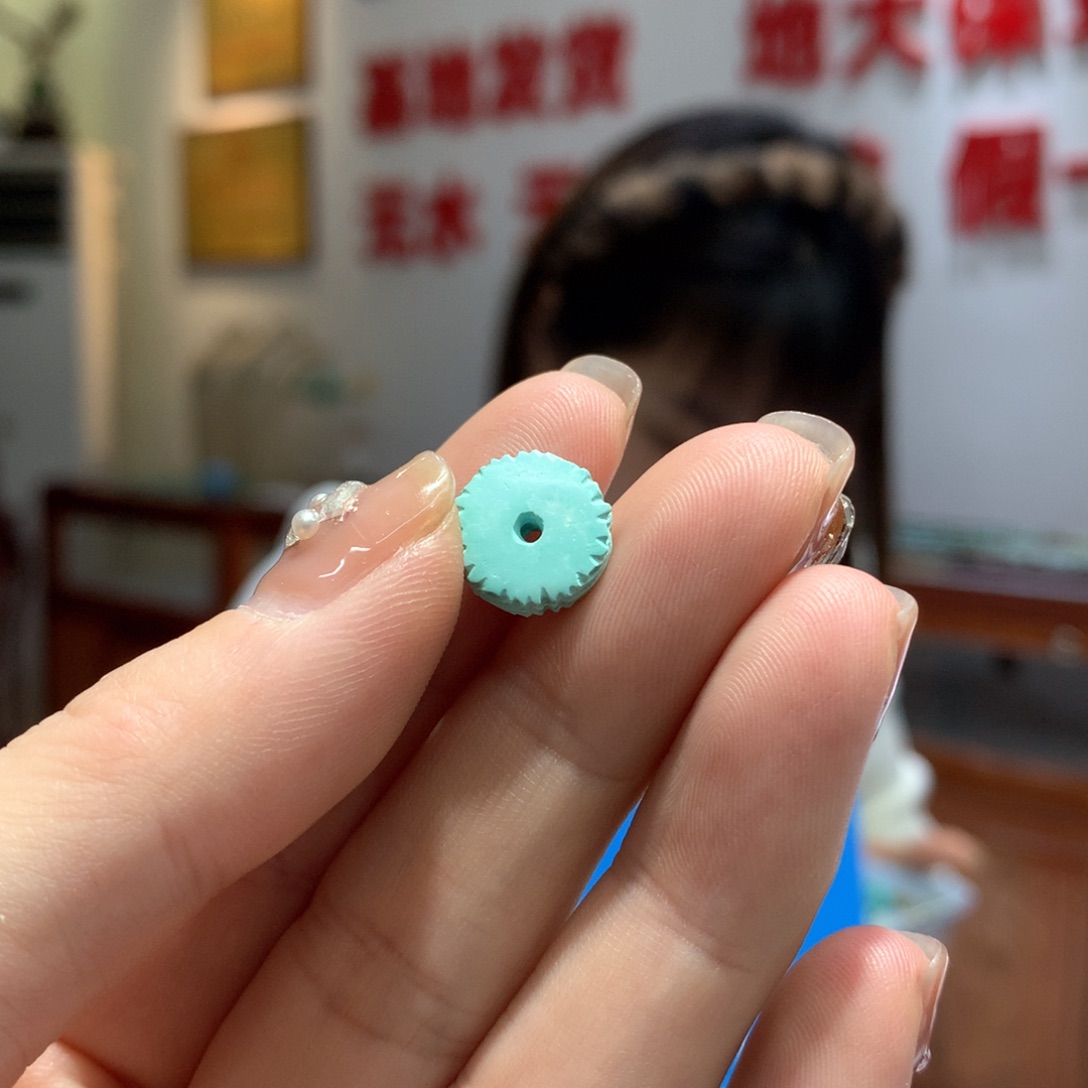 绿松石配饰未镶嵌