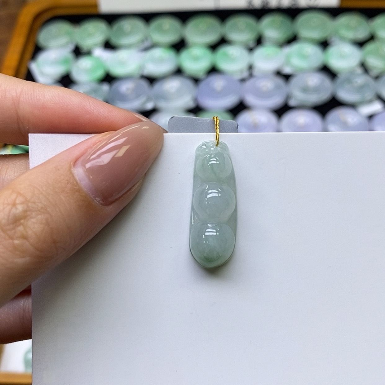 【闪购商品】颈饰未镶嵌翡翠福豆