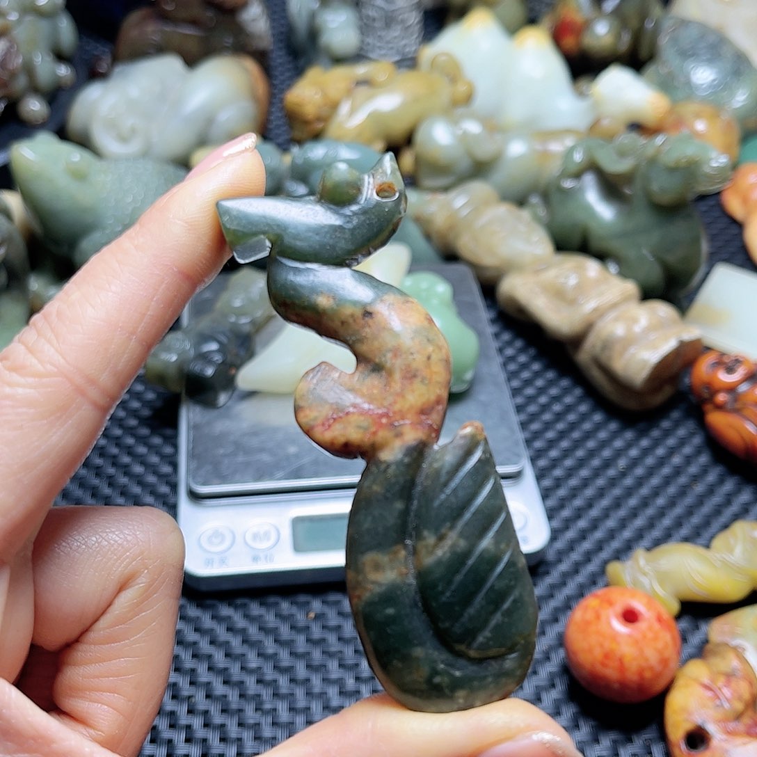 白玉菩提吊坠摆件