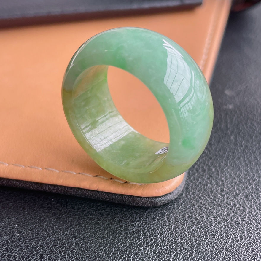 24号圈口天然A货翡翠黄加绿轮胎指环缅甸老坑冰糯种半山半水戒圈