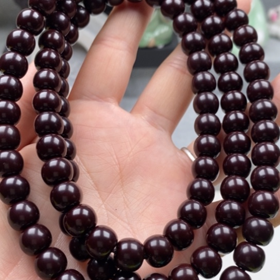 ?*心猴头关的一个小镇上