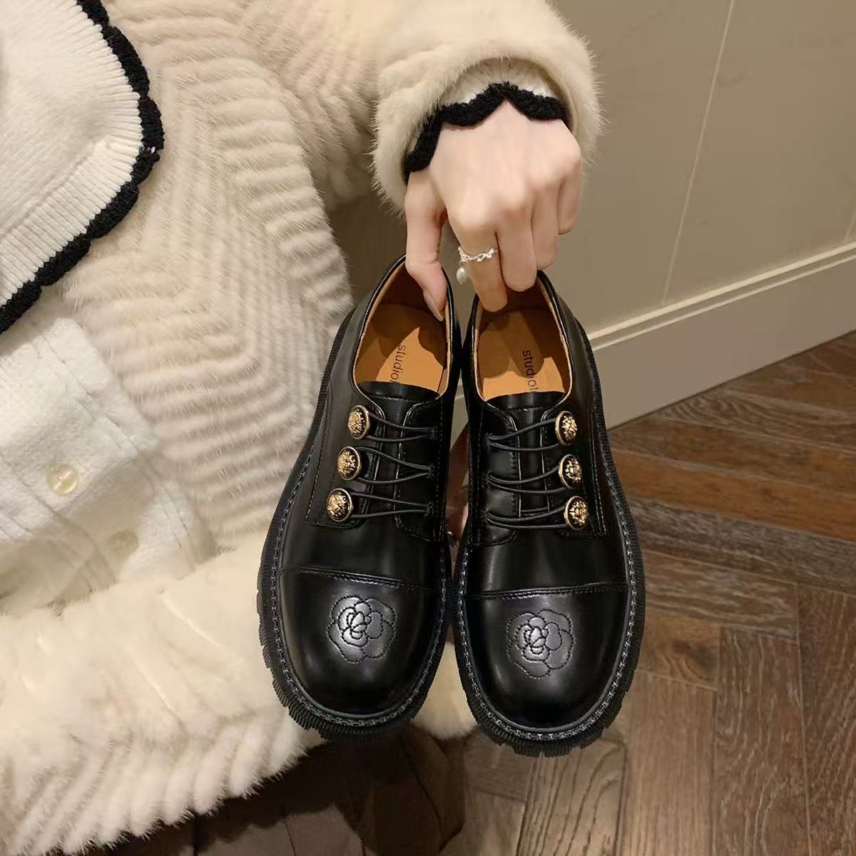 《龙太福利》复古厚底粗跟刺绣乐福小皮鞋春秋季学院风