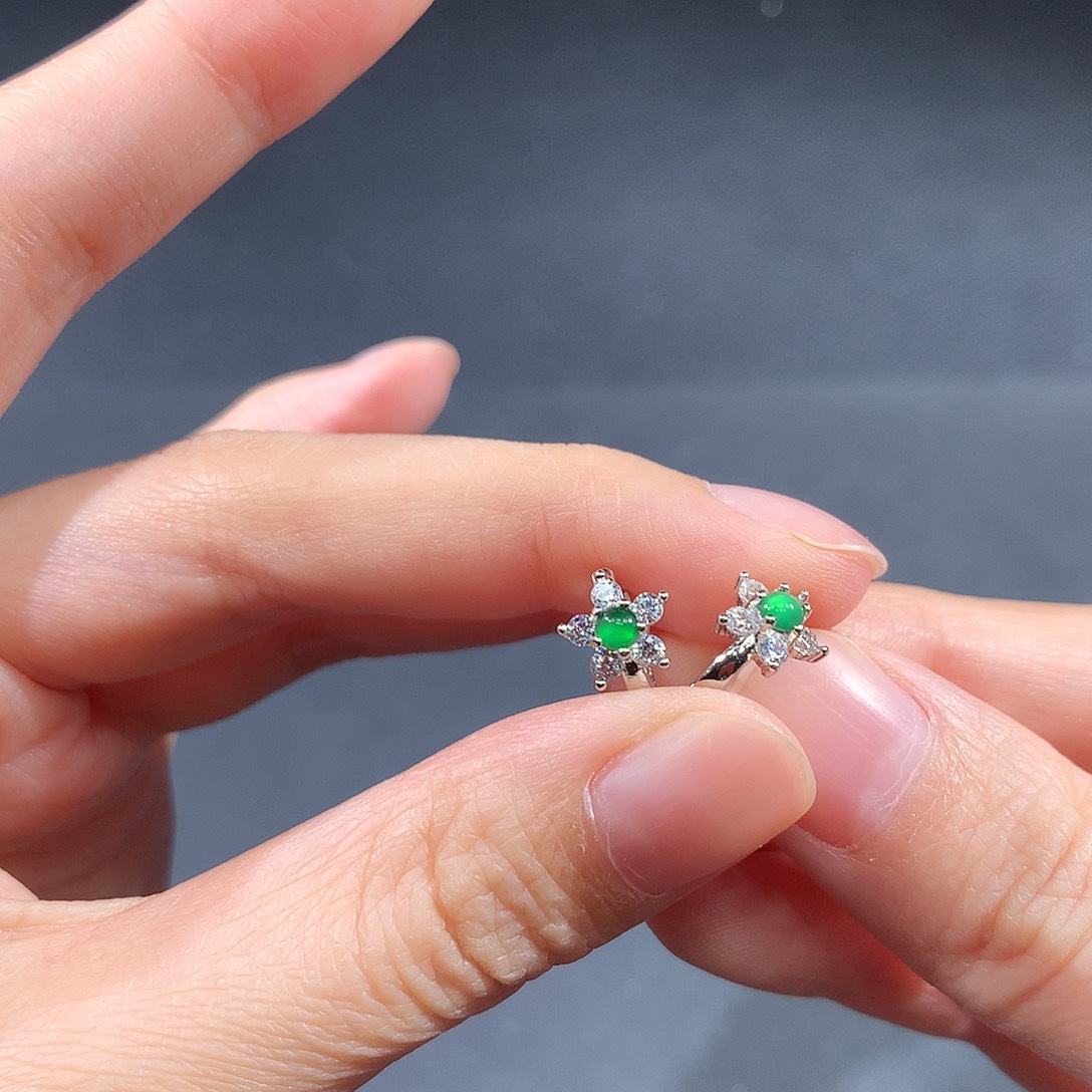 未镶嵌戒指翡翠翡翠