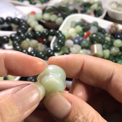 未镶嵌和田玉（糖玉）手机链缘**此
