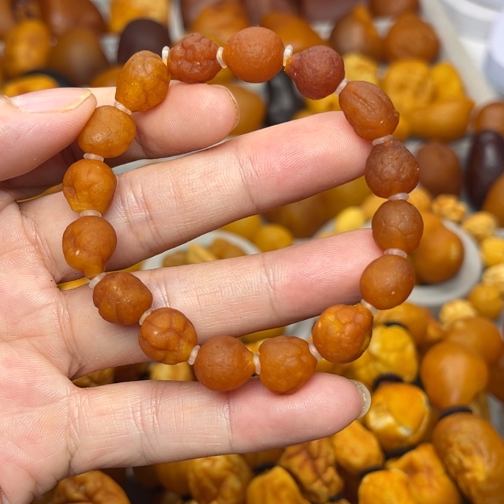 琥珀未镶嵌裸石天然蜜蜡手串