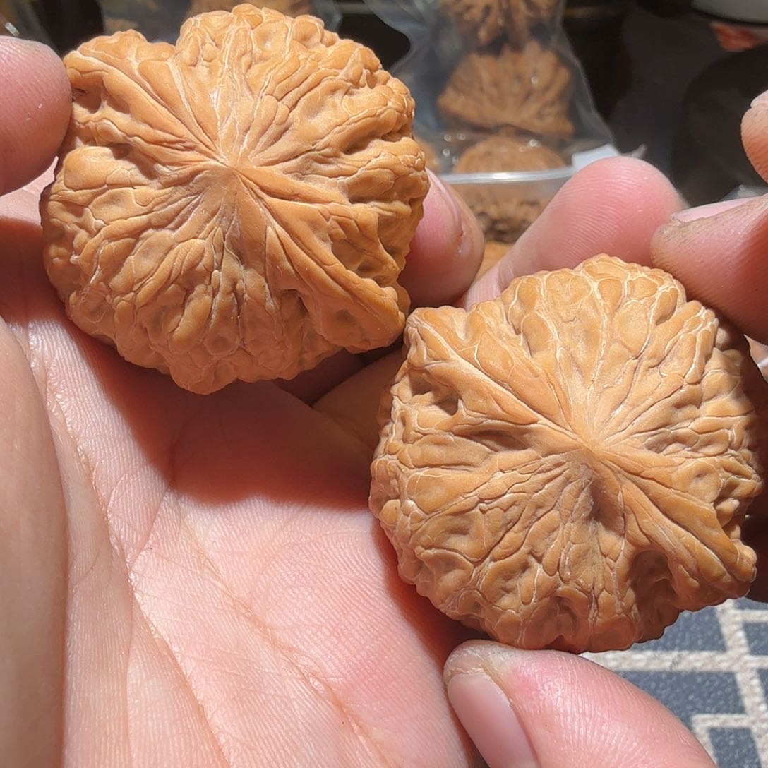 文玩核桃把件铁锤