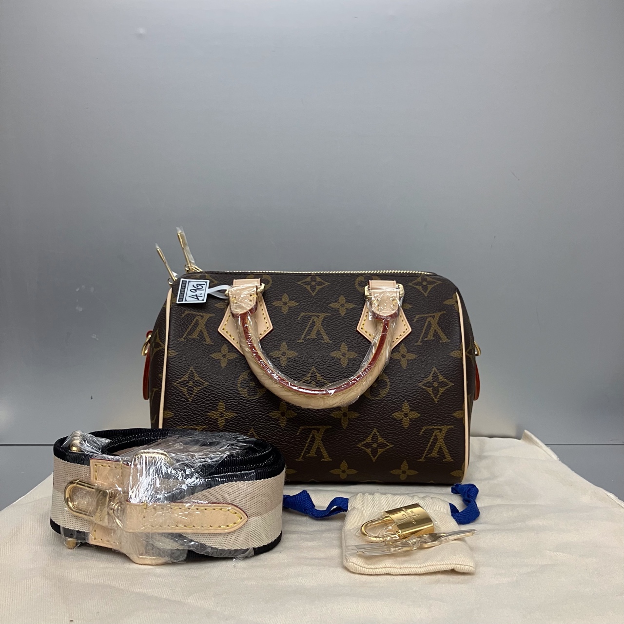 99新  lv speedy 20   闲置新