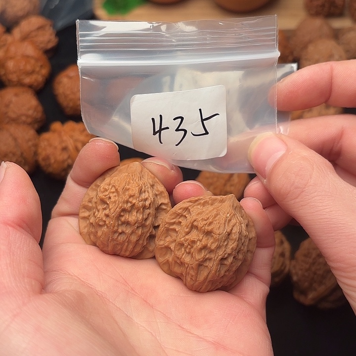 文玩核桃把件38 尺  崔凯公子帽   435