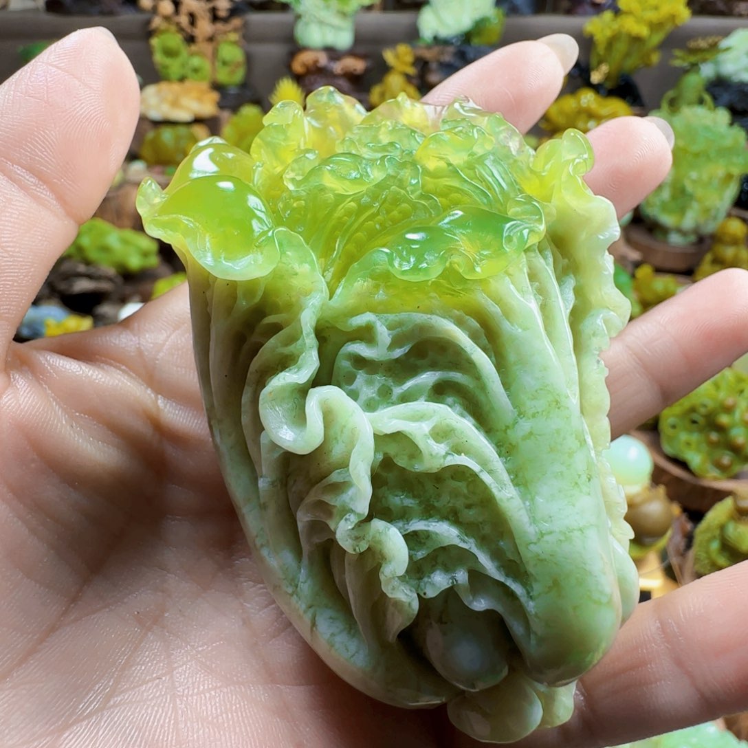蛇纹石玉未镶嵌把件义