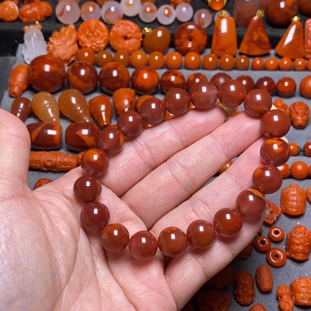 南红玛瑙未镶嵌手链