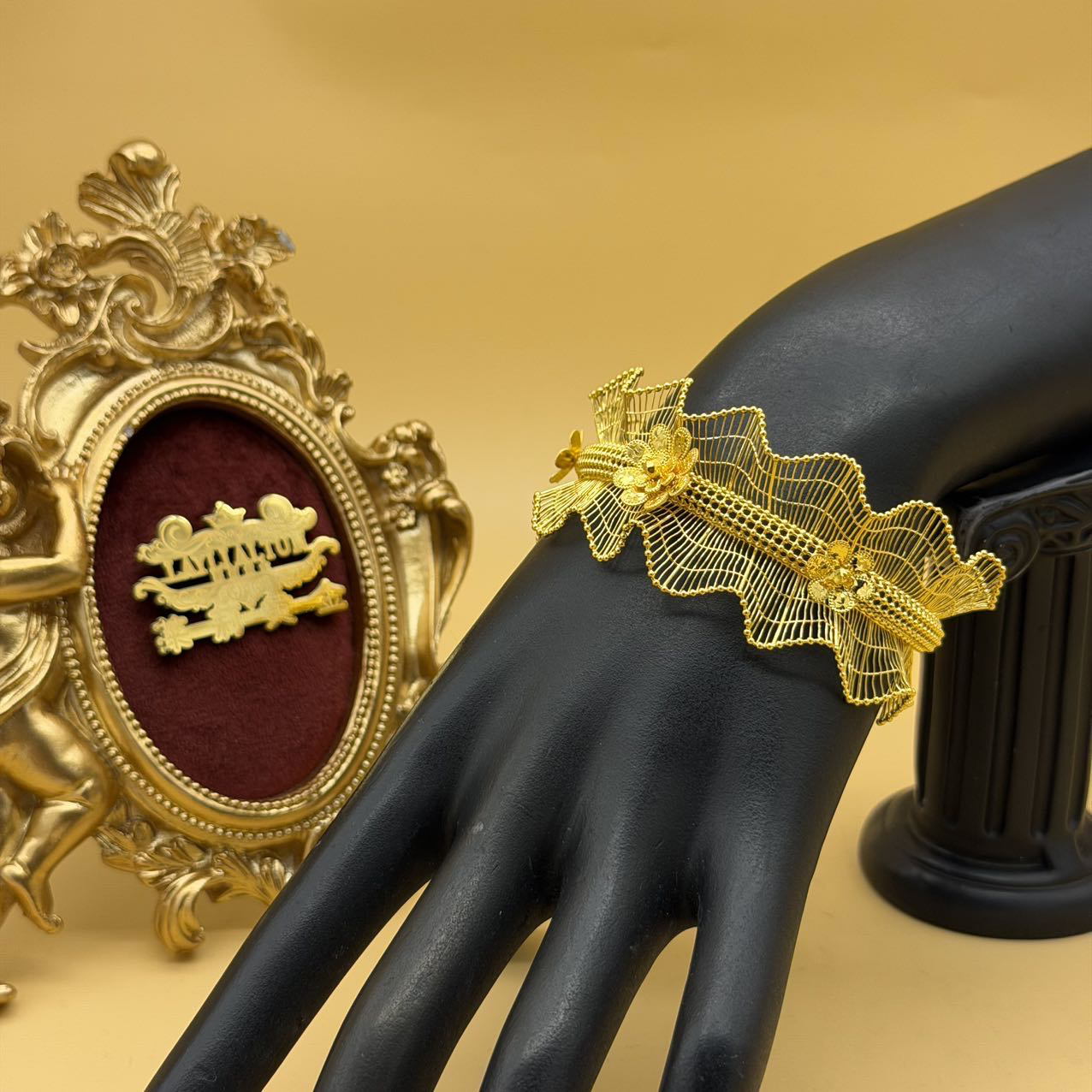 A播 28.3g 足金999 手镯 d